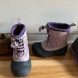 The North Face Brand water resistant winter snow boots for girls